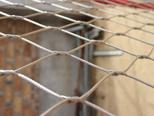 不銹鋼絲繩網(wǎng)